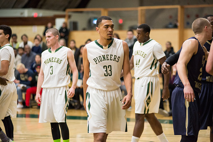 pioneers-basketball.jpg