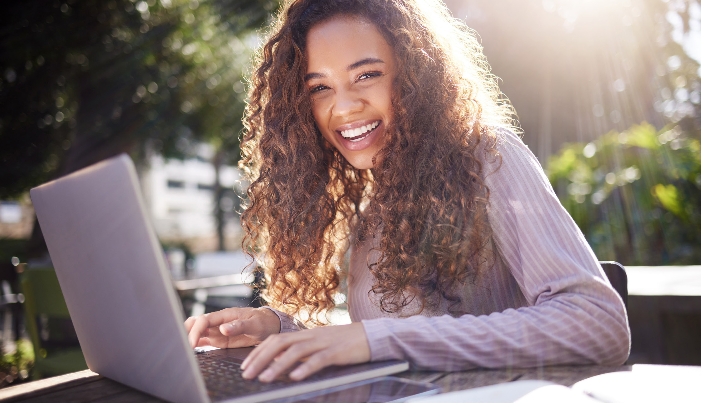 Tong Grant MA Communication