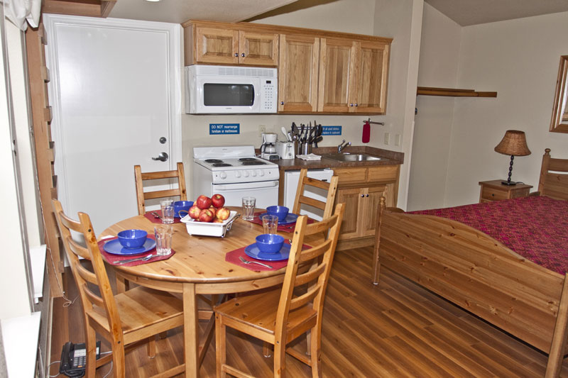 Kitchen-Cabins-with-Lofts-005.jpg